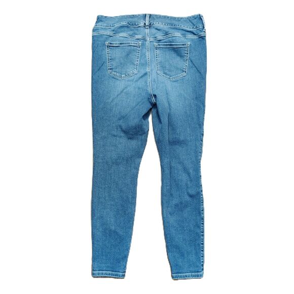 TORRID Super Soft Jegging 14 Women's Solid High Rise Stretch Jeans - Picture 2 of 4